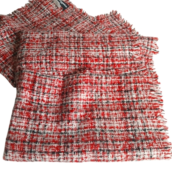 Karl Lagerfeld Paris' Scarf Blanket Woven Textured Tweed with Fringe in … - Picture 8 of 16